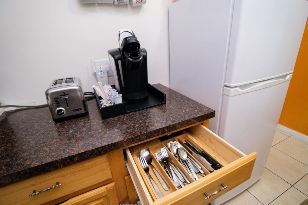 Elegant 2 Bedroom Suite W Modern Amenities New York Bagian luar foto